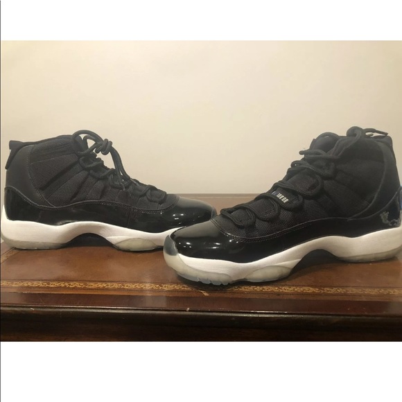 SOLD Nike Air Jordan Retro 11 XI Space Jam 2009 13 - Picture 4 of 8